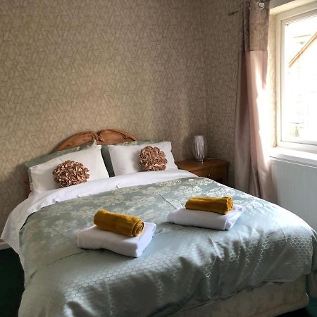 3-Bed House Waterfall Country Brecon Beacons Pontneddfechan Exterior foto