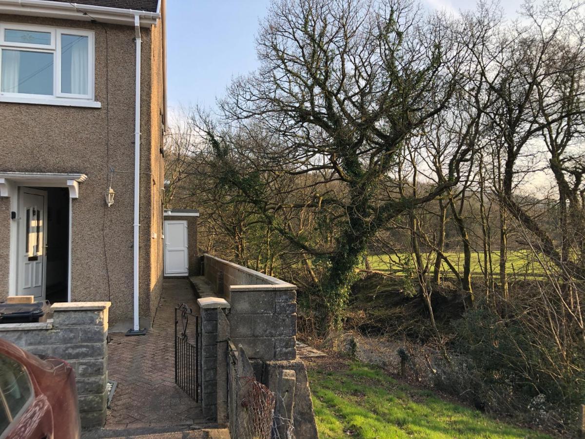 3-Bed House Waterfall Country Brecon Beacons Pontneddfechan Exterior foto
